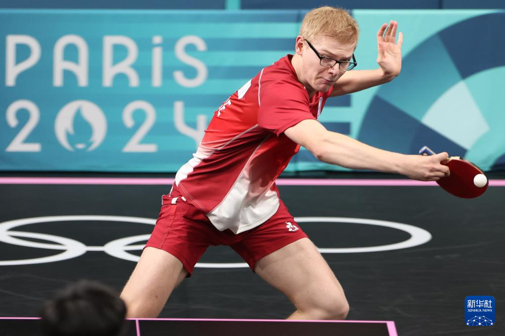 她学会了如 她学会了如