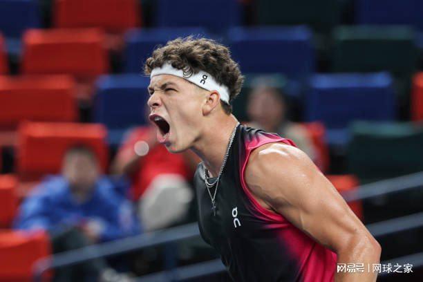 布拉德利下 布拉德利下