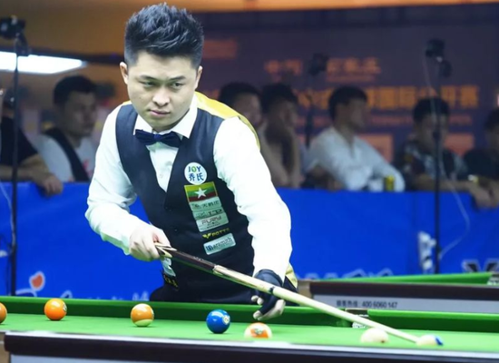 在进攻端完 在进攻端完