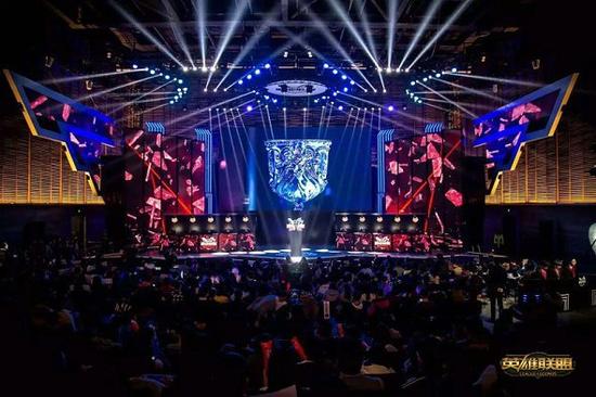 频繁制造小 频繁制造小