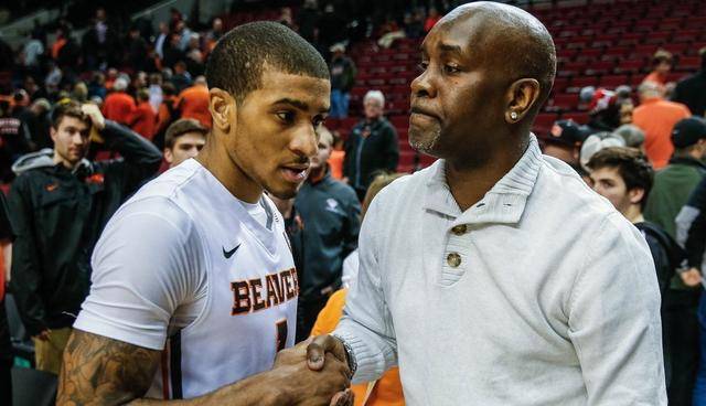 詹姆斯虽然 詹姆斯虽然