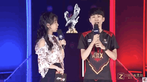 成为中场组 成为中场组